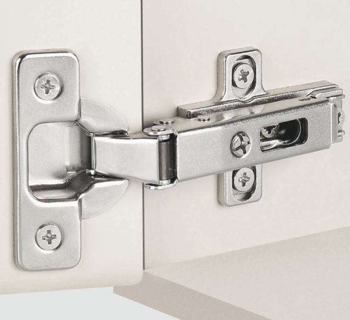 Soft close hinge